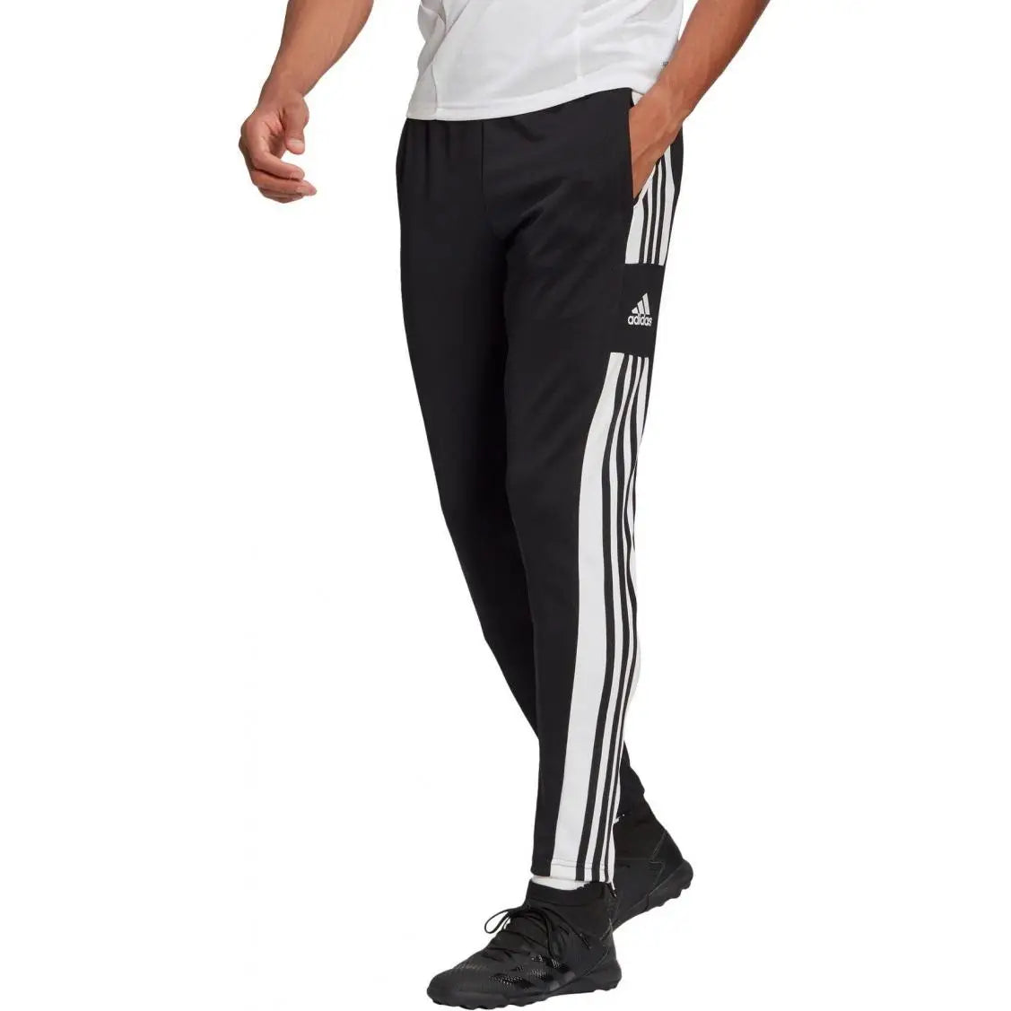 Adidas Pantalón Deportivo Squadra 21 para Hombre, Material técnico Aeroready con ajuste regular.