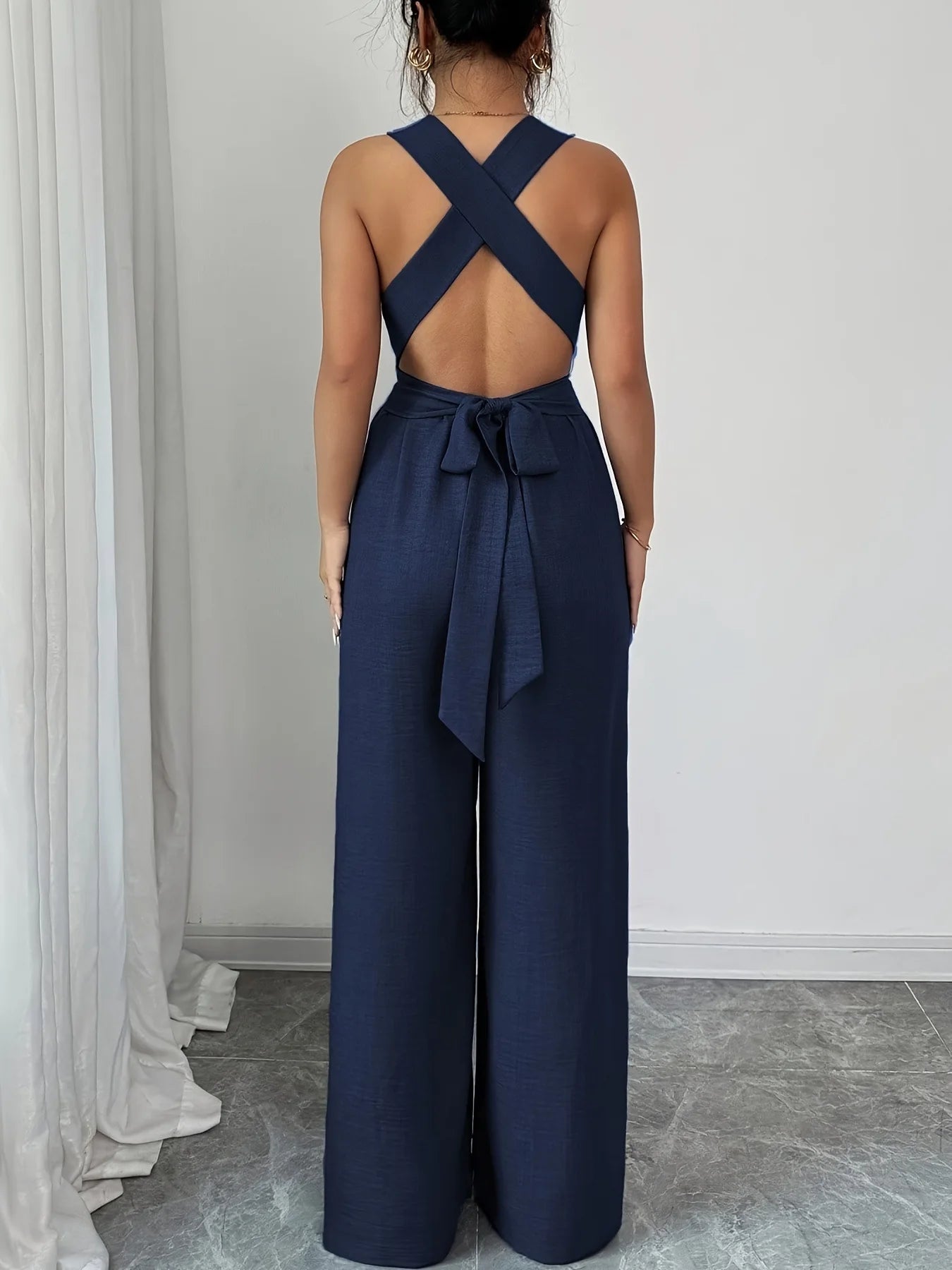 Monos para mujer 2026: Novedades en moda, sexy, con cuello en V, espalda descubierta, cinturón cruzado y pierna ancha. Ropa de mujer.