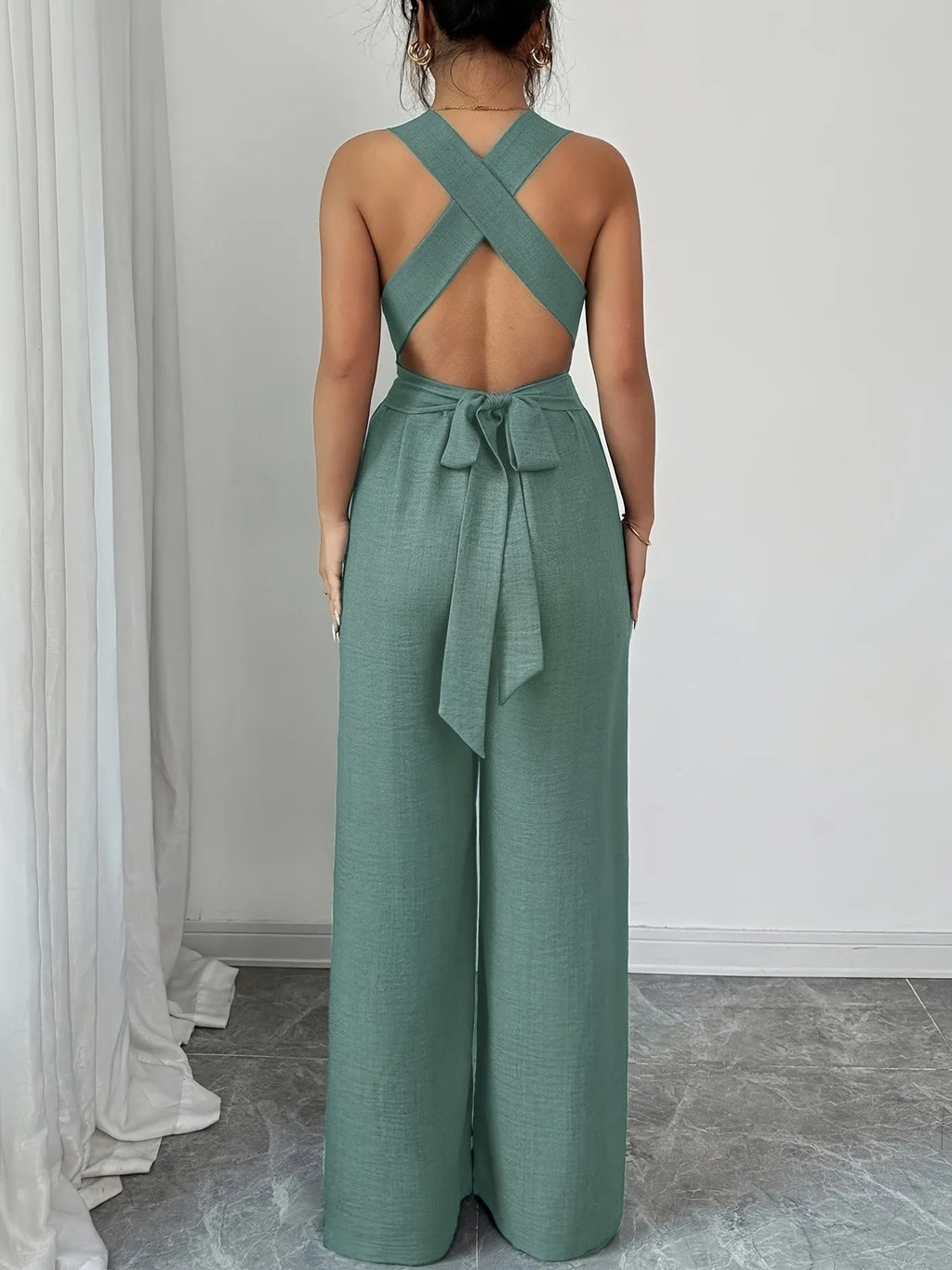 Monos para mujer 2026: Novedades en moda, sexy, con cuello en V, espalda descubierta, cinturón cruzado y pierna ancha. Ropa de mujer.