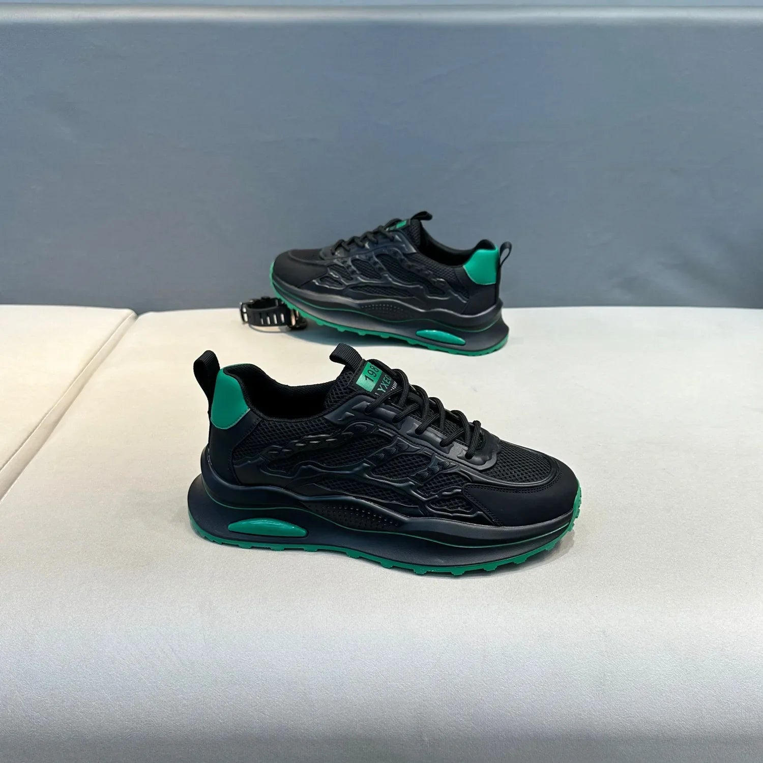 Zapatos deportivos informales y versátiles para hombre, botas de moto cruzadas blancas a la moda, suela suave, transpirabno 2024