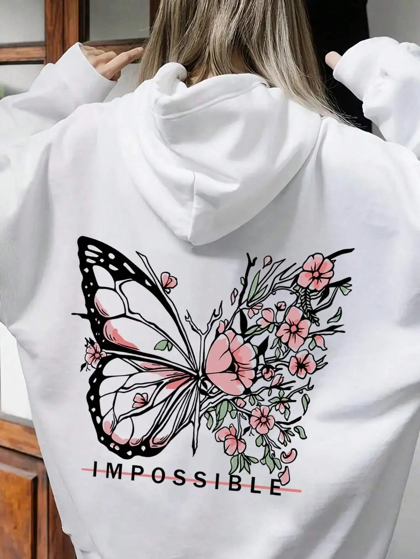 Sudadera con estampado gráfico de letras imposible y mariposa rosa para mujer, sudaderas con capucha informales holgadas y cálidas a la moda, ropa suave de lana