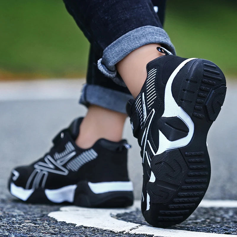 Zapatillas de deporte de moda para niños, zapatos de tenis cómodos de cuero para correr, zapatos deportivos ligeros para caminar al aire libre para niños