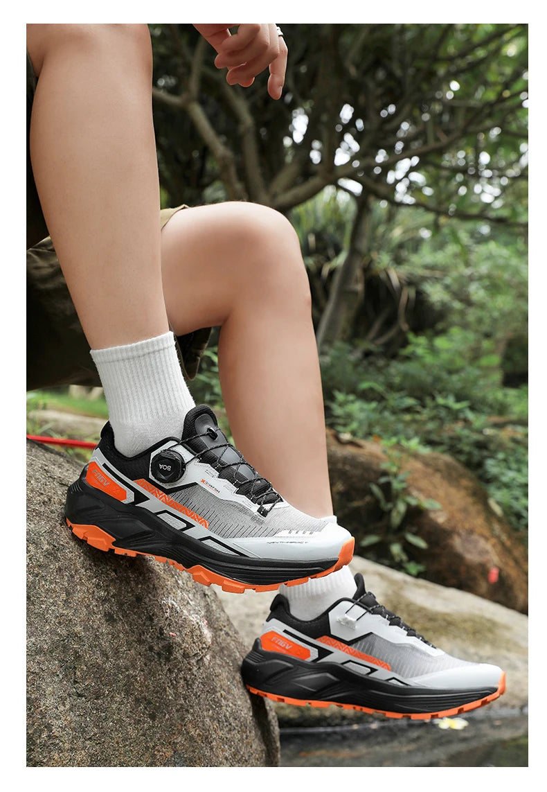 Zapatos de senderismo al aire libre con estilo para hombre, zapatillas de senderismo resistentes con forro cálido de felpa para calzado masculino de invierno