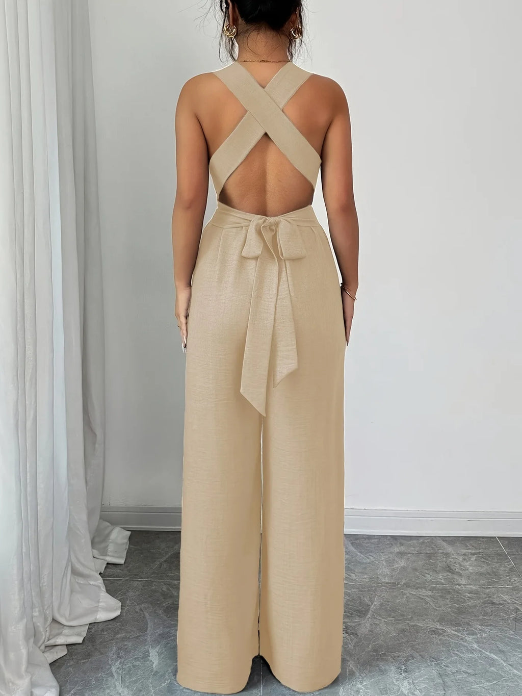 Monos para mujer 2026: Novedades en moda, sexy, con cuello en V, espalda descubierta, cinturón cruzado y pierna ancha. Ropa de mujer.