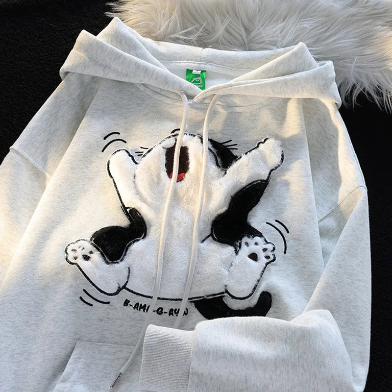 Sudaderas con capucha de retales de gato de dibujos animados con bordado aterciopelado Kawaii japonés, sudadera holgada de calle con bolsillo de canguro grueso, Top que combina con todo