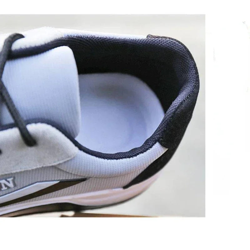 2024 New Men's Sneakers Retro running Shoes for men Thick Bottom patchwork male Sports shoes Trendy Sneakers male Zapatos Hombre