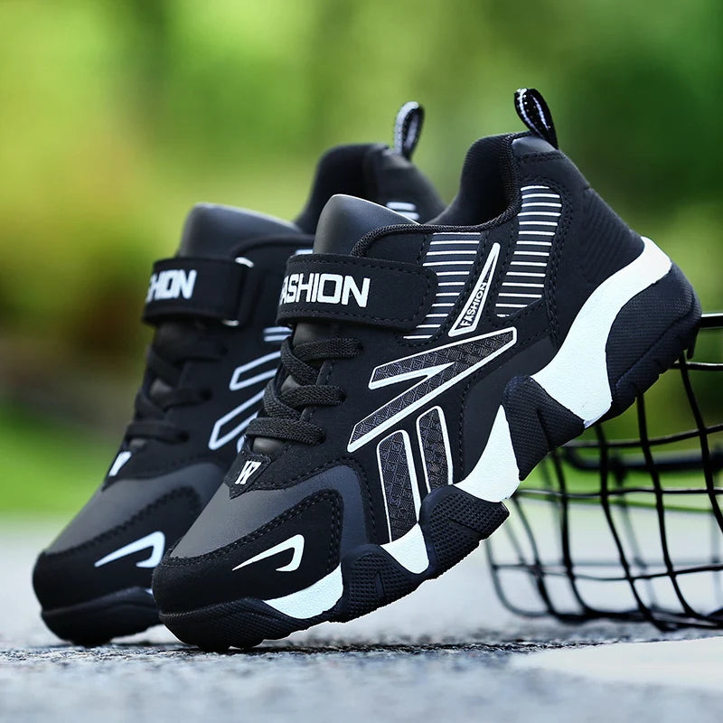 Zapatillas de deporte de moda para niños, zapatos de tenis cómodos de cuero para correr, zapatos deportivos ligeros para caminar al aire libre para niños