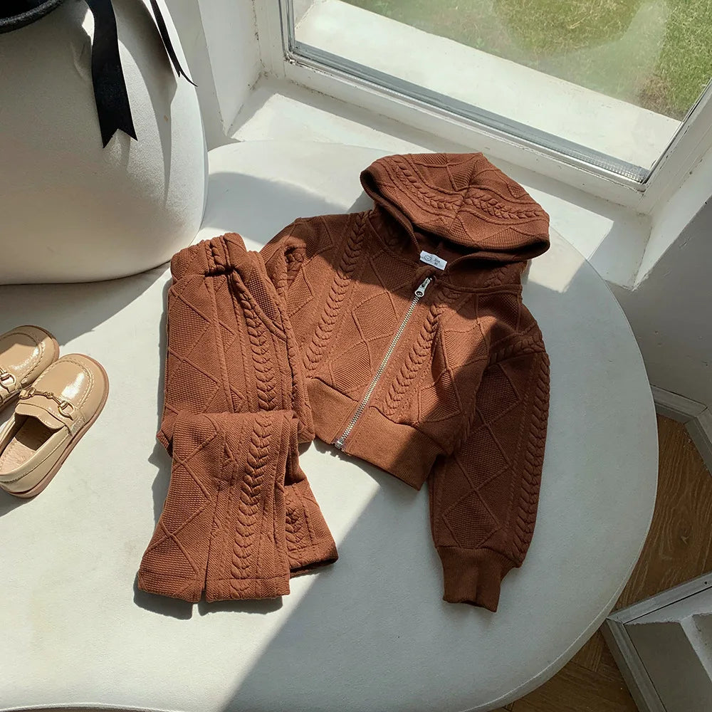 Conjunto de dos piezas para niñas, ropa de otoño, Top corto de punto de manga larga, pantalones acampanados divididos, nuevo estilo coreano