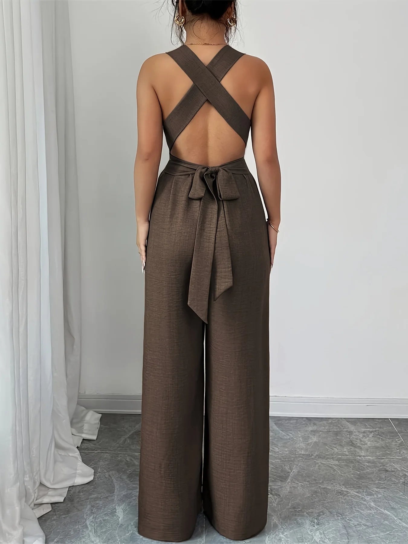 Monos para mujer 2026: Novedades en moda, sexy, con cuello en V, espalda descubierta, cinturón cruzado y pierna ancha. Ropa de mujer.
