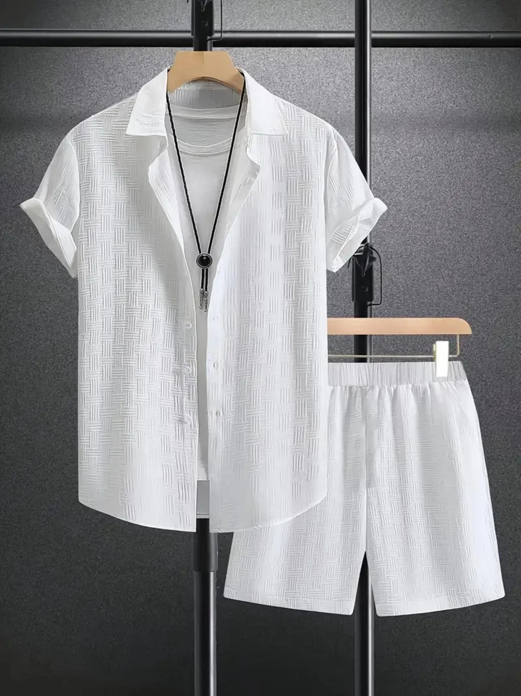 Nuevo modelo de traje de playa informal de verano para hombre, camisa cómoda deportiva elegante con cuello, pantalones cortos de manga corta, conjunto de dos piezas