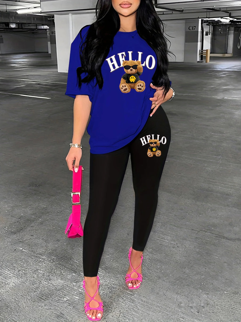 Conjunto de dos piezas de camiseta de manga corta con estampado de dibujos animados de oso HELLO grande informal holgado de primavera y verano para mujer + pantalones ajustados