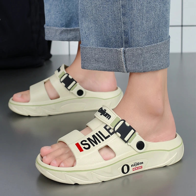 2025 New Men's Massage Slippers Indoor Outdoor Sandals Beach Comfortable Soft Slides Clogs Casual Shoes Men Women Home Slippers