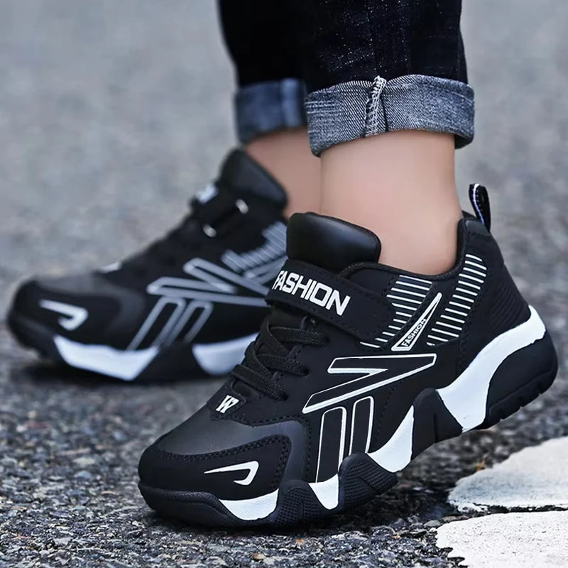 Zapatillas de deporte de moda para niños, zapatos de tenis cómodos de cuero para correr, zapatos deportivos ligeros para caminar al aire libre para niños