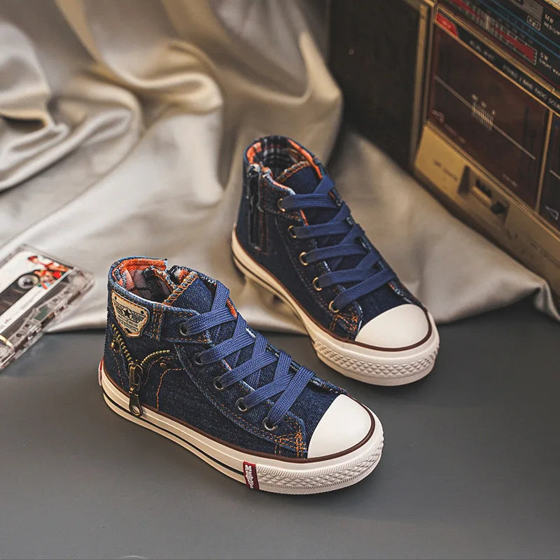 Zapatos de lona de alta calidad para niños, zapatos de bebé con grafiti, zapatillas antideslizantes para primavera y otoño, 2023