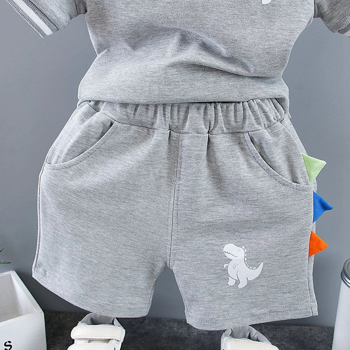 Nueva ropa de verano para bebés, camiseta de dibujos animados para niños, pantalones cortos, 2 unids/set, conjunto de ropa para niños, disfraz informal infantil, chándales para niños pequeños