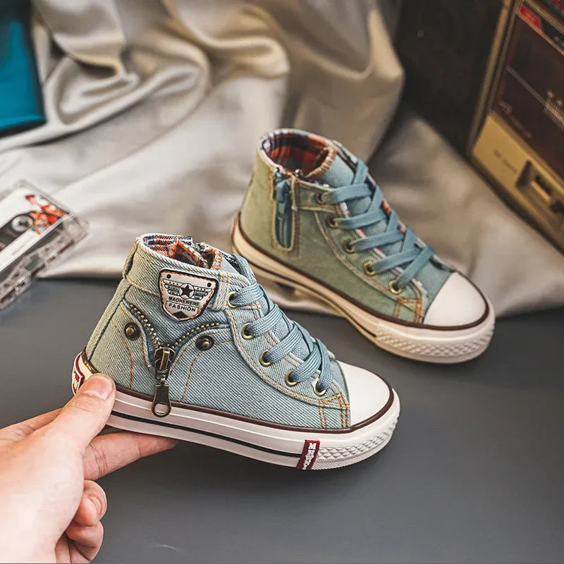 Zapatos de lona de alta calidad para niños, zapatos de bebé con grafiti, zapatillas antideslizantes para primavera y otoño, 2023