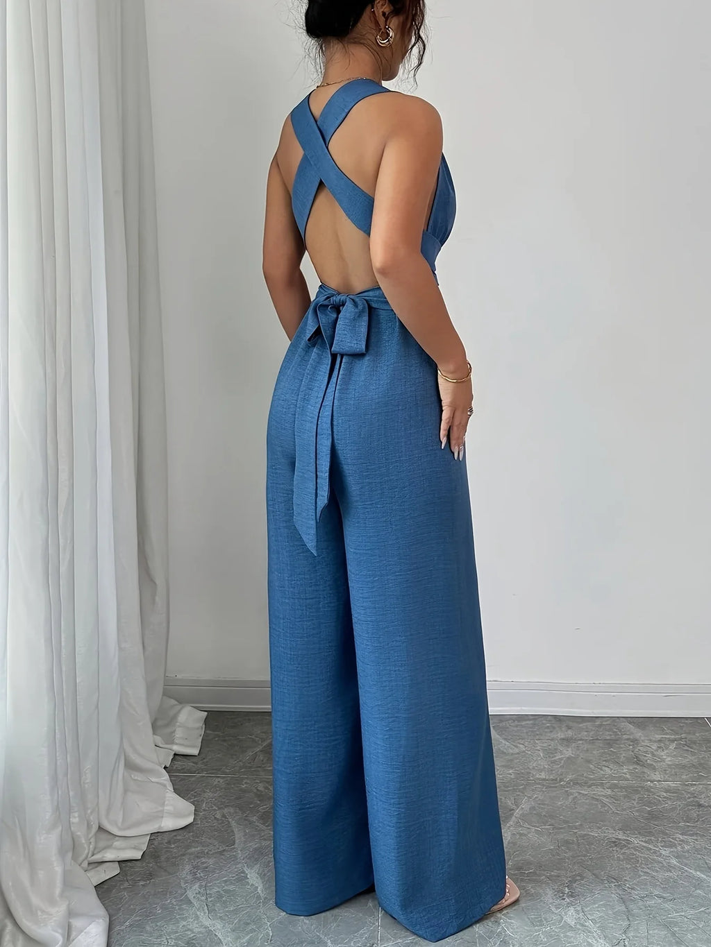 Monos para mujer 2026: Novedades en moda, sexy, con cuello en V, espalda descubierta, cinturón cruzado y pierna ancha. Ropa de mujer.