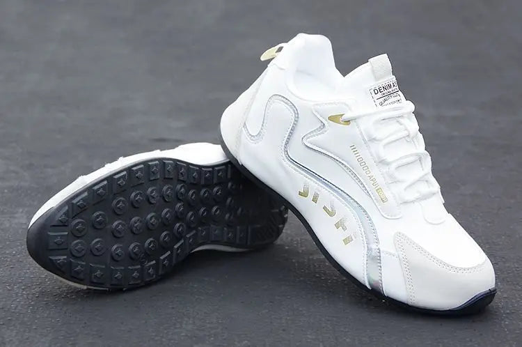 Zapatos de cuero para hombre, zapatillas transpirables de color sólido, antideslizantes, a la moda, impermeables, informales de viaje, novedad de otoño