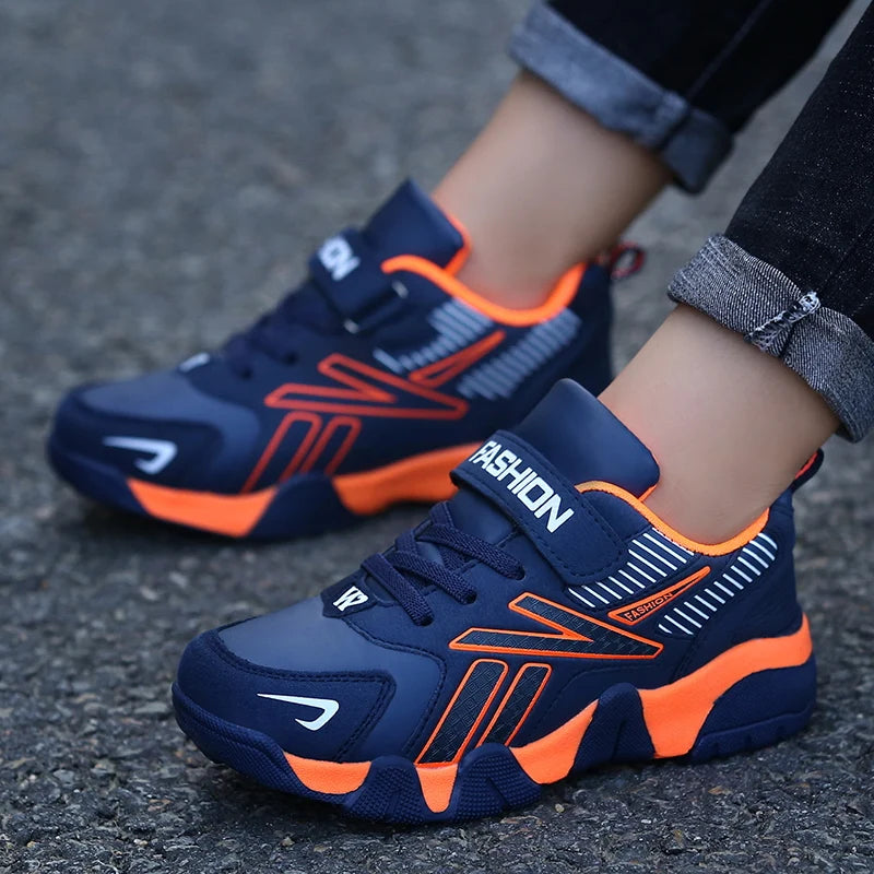 Zapatillas de deporte de moda para niños, zapatos de tenis cómodos de cuero para correr, zapatos deportivos ligeros para caminar al aire libre para niños