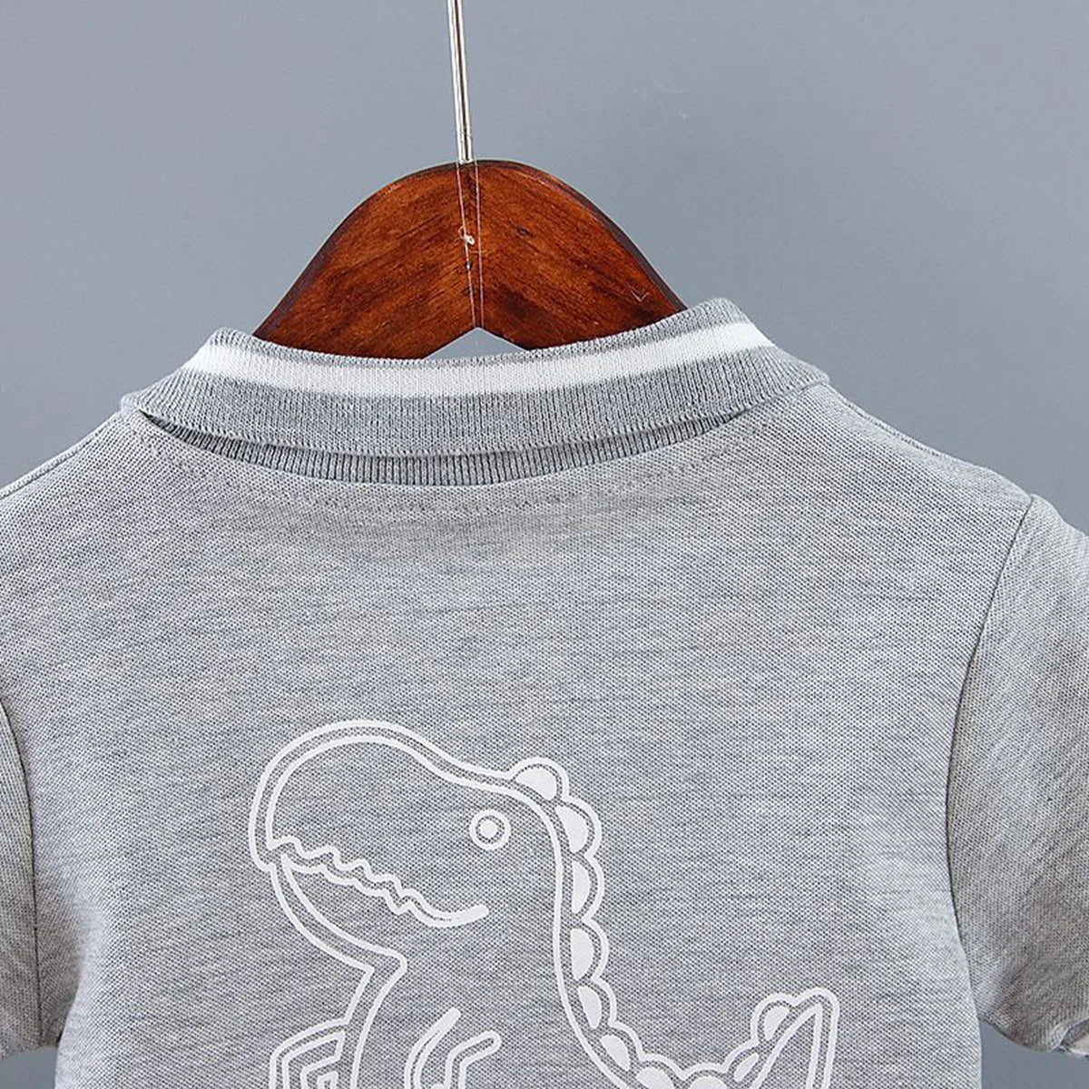 Nueva ropa de verano para bebés, camiseta de dibujos animados para niños, pantalones cortos, 2 unids/set, conjunto de ropa para niños, disfraz informal infantil, chándales para niños pequeños