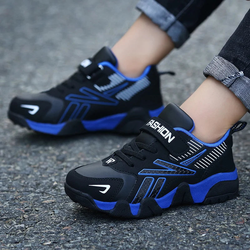 Zapatillas de deporte de moda para niños, zapatos de tenis cómodos de cuero para correr, zapatos deportivos ligeros para caminar al aire libre para niños