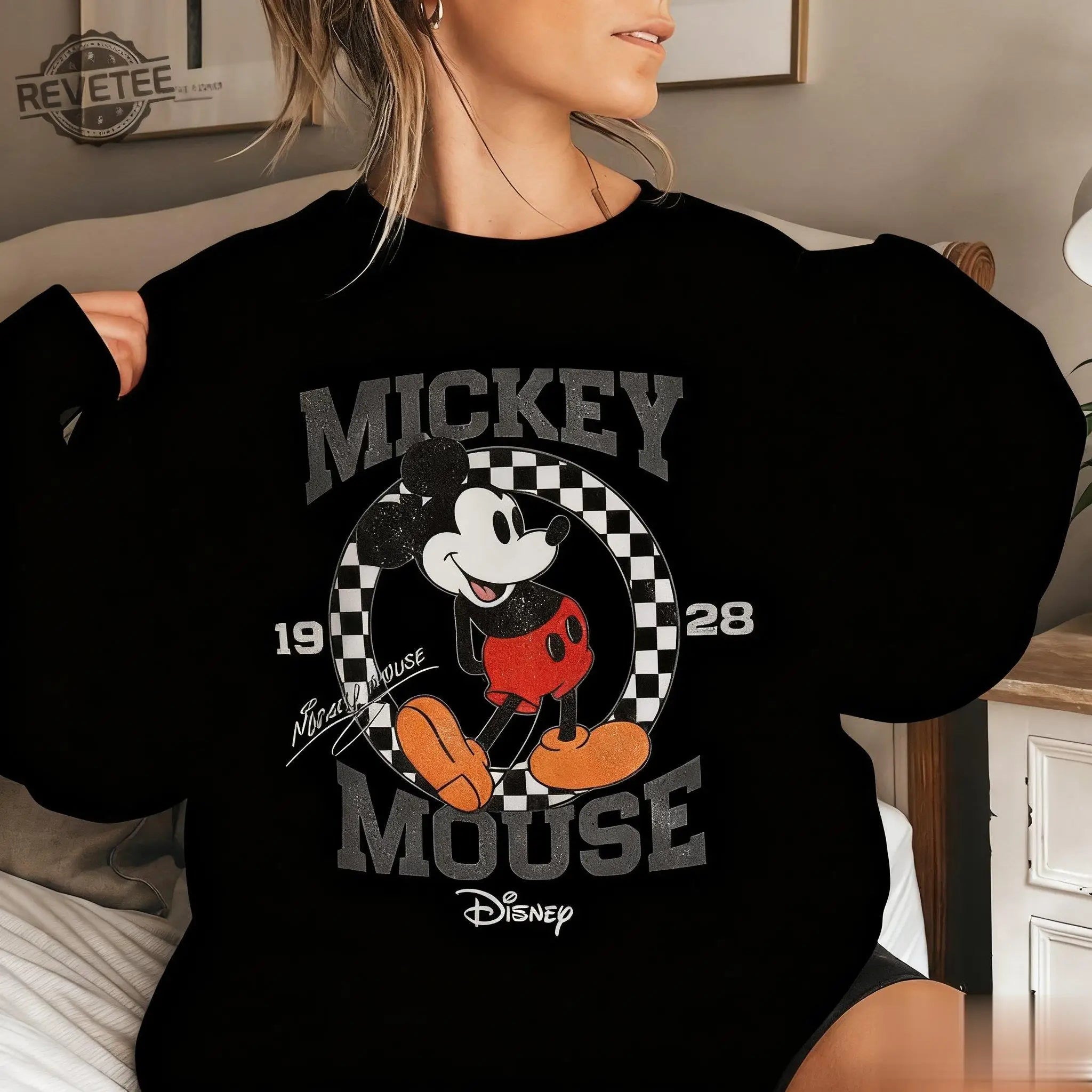 Otoño nuevo Vintage Mickey Mouse sudadera de cuello redondo mujeres de manga larga Top suelto Casual Jersey suéter ropa de calle Disney Unisex